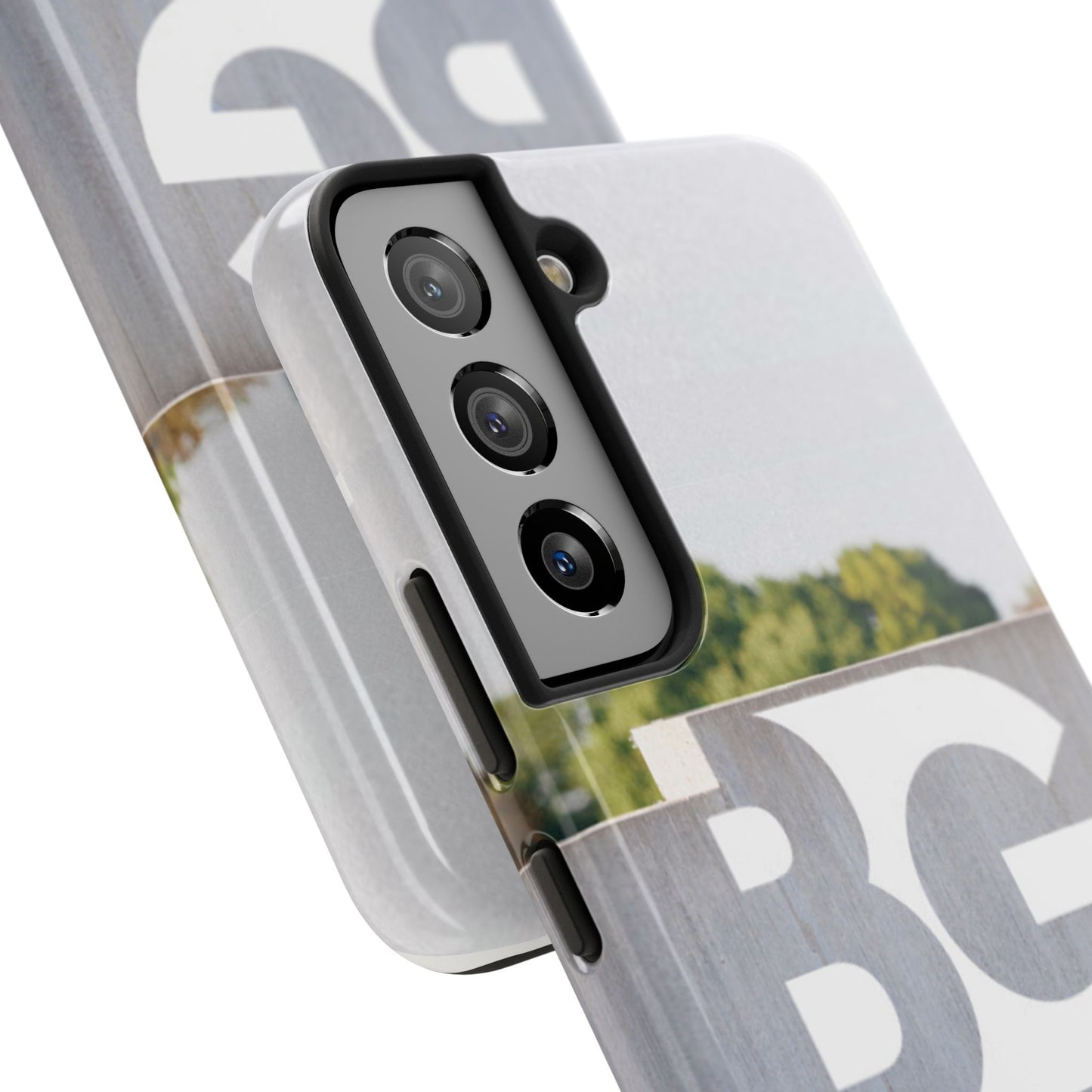 Tough Phone Case – Real Looks, Real Protection 📸📱